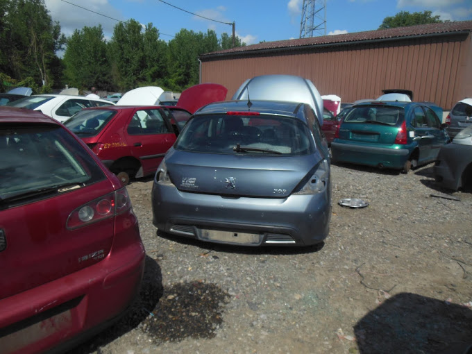 Aperçu des activités de la casse automobile RECUP 16 située à GOND-PONTOUVRE (16160)